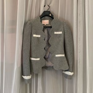 Very good quality wool blazer, scallop collar